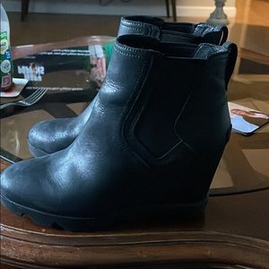 Sorel Black Boots